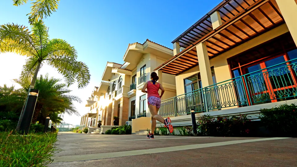 Pedestrian walkway between Amalfi at City di Mare residential buildings